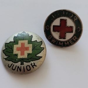 Red Cross Canada Vintage Junior Swimmer Pinback and Badge